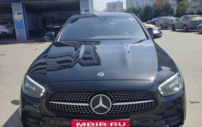 Mercedes-Benz E-Класс, 2021 год, 3 300 000 рублей, 1 фотография