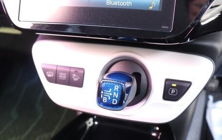 Toyota Prius IV XW50, 2021 год, 1 720 000 рублей, 20 фотография
