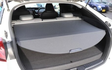 Toyota Prius IV XW50, 2021 год, 1 720 000 рублей, 27 фотография