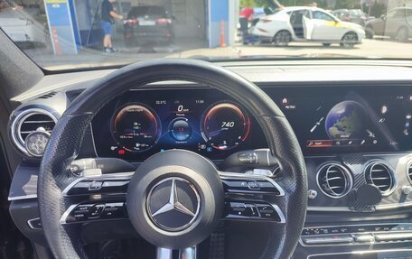Mercedes-Benz E-Класс, 2021 год, 3 300 000 рублей, 10 фотография