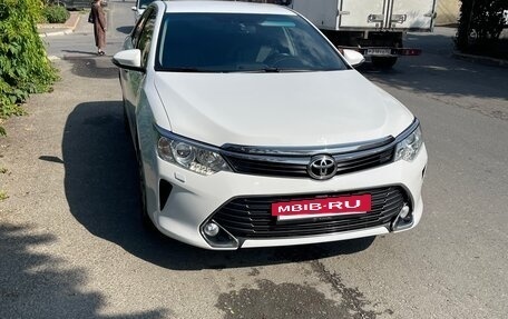 Toyota Camry, 2016 год, 2 200 000 рублей, 3 фотография