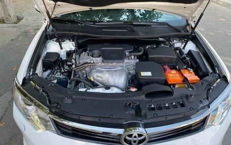 Toyota Camry, 2016 год, 2 200 000 рублей, 14 фотография