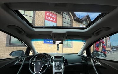 Opel Astra J, 2011 год, 650 000 рублей, 1 фотография