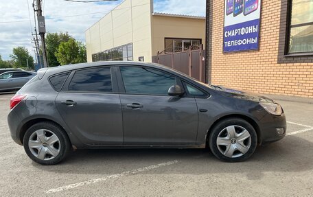 Opel Astra J, 2011 год, 650 000 рублей, 5 фотография
