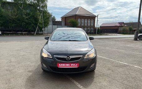 Opel Astra J, 2011 год, 650 000 рублей, 7 фотография