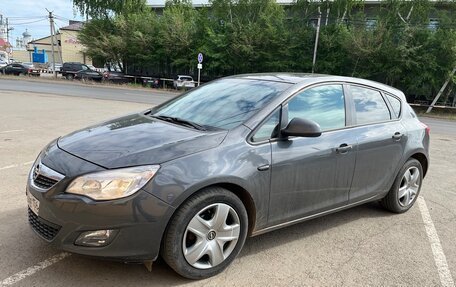 Opel Astra J, 2011 год, 650 000 рублей, 8 фотография