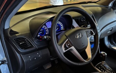 Hyundai Solaris II рестайлинг, 2013 год, 1 080 000 рублей, 32 фотография