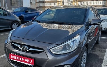 Hyundai Solaris II рестайлинг, 2013 год, 1 080 000 рублей, 40 фотография