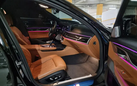 BMW 7 серия, 2022 год, 6 230 000 рублей, 11 фотография
