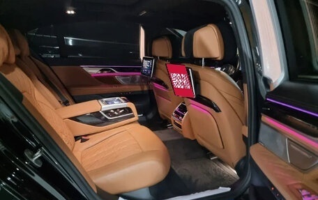 BMW 7 серия, 2022 год, 6 230 000 рублей, 10 фотография