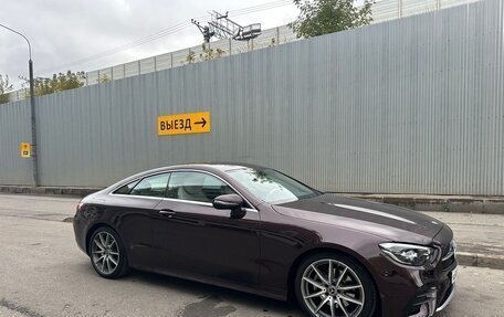 Mercedes-Benz E-Класс, 2021 год, 5 200 000 рублей, 2 фотография