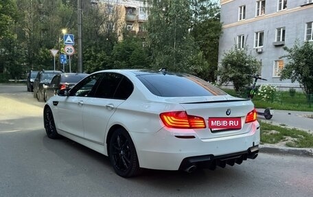 BMW 5 серия, 2015 год, 2 670 000 рублей, 3 фотография
