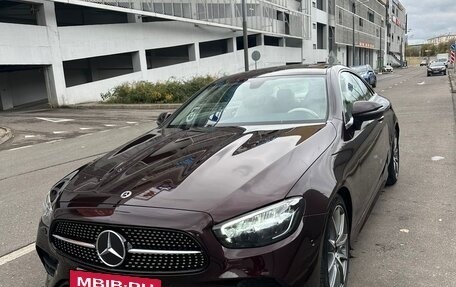Mercedes-Benz E-Класс, 2021 год, 5 200 000 рублей, 10 фотография