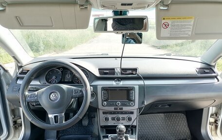 Volkswagen Passat B7, 2013 год, 950 000 рублей, 3 фотография