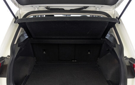 Volkswagen Tiguan II, 2021 год, 1 780 000 рублей, 10 фотография