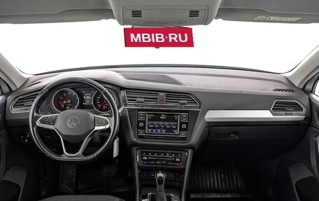 Volkswagen Tiguan II, 2021 год, 1 780 000 рублей, 14 фотография