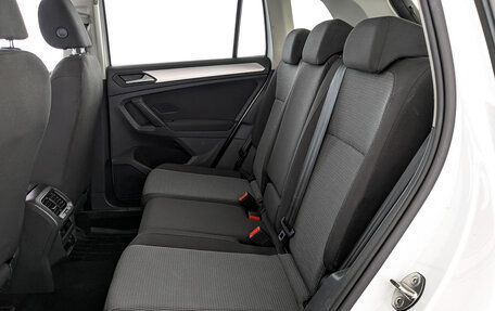 Volkswagen Tiguan II, 2021 год, 1 780 000 рублей, 18 фотография