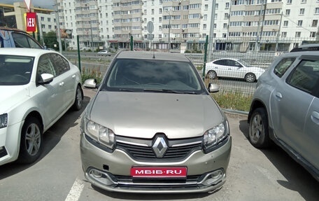 Renault Logan II, 2015 год, 318 000 рублей, 1 фотография