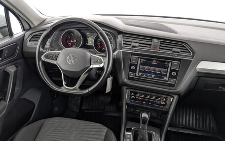 Volkswagen Tiguan II, 2021 год, 1 780 000 рублей, 29 фотография