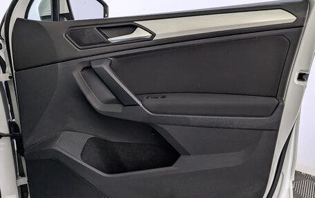 Volkswagen Tiguan II, 2021 год, 1 780 000 рублей, 25 фотография