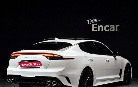 KIA Stinger I, 2021 год, 2 250 006 рублей, 2 фотография