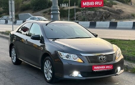Toyota Camry, 2013 год, 1 350 000 рублей, 2 фотография