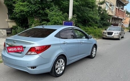Hyundai Solaris II рестайлинг, 2012 год, 780 000 рублей, 6 фотография