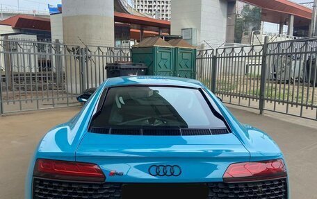 Audi R8, 2023 год, 15 000 000 рублей, 2 фотография