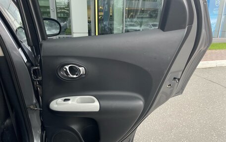 Nissan Juke II, 2013 год, 900 000 рублей, 18 фотография