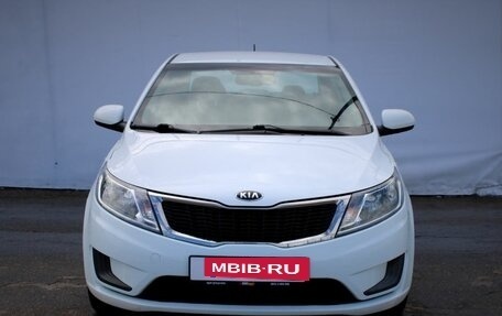KIA Rio III рестайлинг, 2014 год, 800 000 рублей, 2 фотография