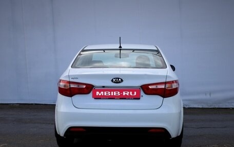 KIA Rio III рестайлинг, 2014 год, 800 000 рублей, 6 фотография