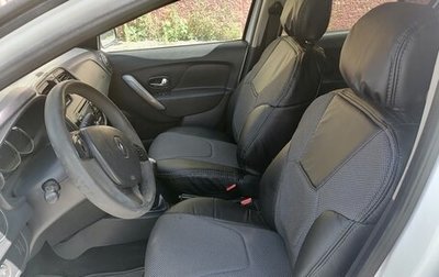 Renault Logan II, 2015 год, 575 000 рублей, 1 фотография