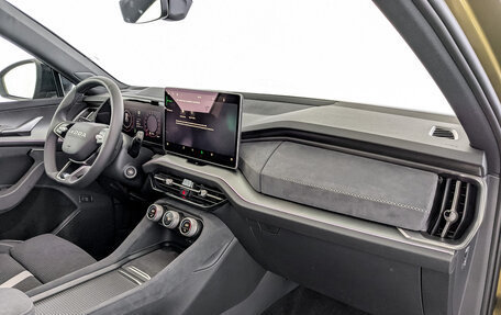 Skoda Kodiaq, 2025 год, 5 900 000 рублей, 9 фотография