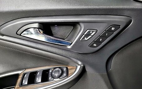 Chevrolet Malibu IX, 2021 год, 1 200 000 рублей, 12 фотография