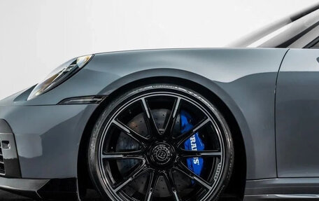 Porsche 911, 2024 год, 63 000 000 рублей, 6 фотография