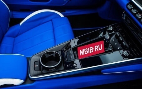 Porsche 911, 2024 год, 63 000 000 рублей, 18 фотография