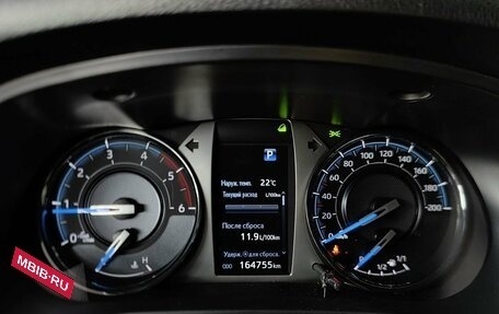 Toyota Hilux VIII, 2021 год, 4 095 000 рублей, 20 фотография