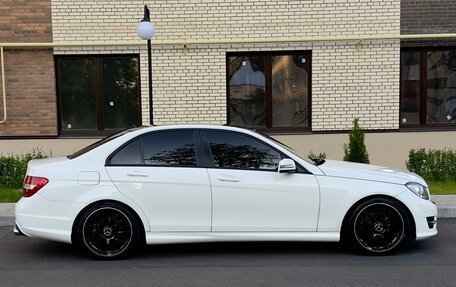 Mercedes-Benz C-Класс, 2012 год, 1 750 000 рублей, 2 фотография