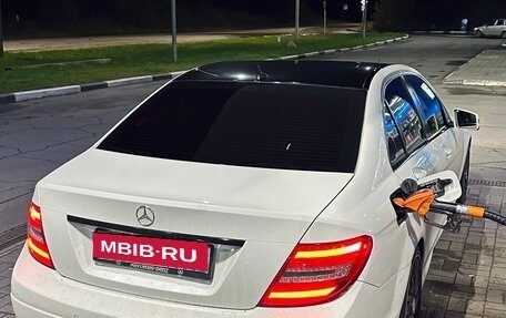 Mercedes-Benz C-Класс, 2012 год, 1 750 000 рублей, 11 фотография