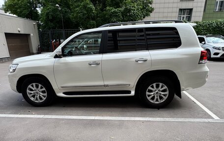 Toyota Land Cruiser 200, 2018 год, 5 890 000 рублей, 8 фотография