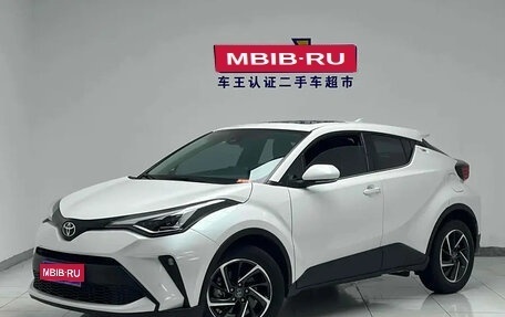 Toyota C-HR I рестайлинг, 2022 год, 2 150 000 рублей, 1 фотография