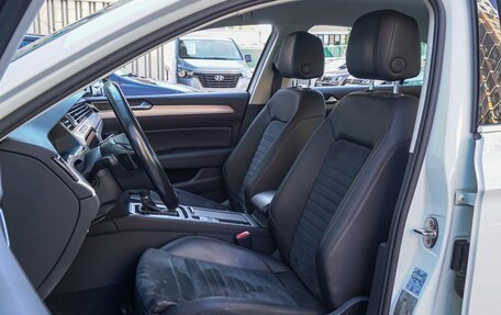 Volkswagen Passat B8 рестайлинг, 2018 год, 2 200 000 рублей, 10 фотография