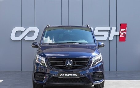 Mercedes-Benz V-Класс, 2019 год, 5 790 000 рублей, 3 фотография