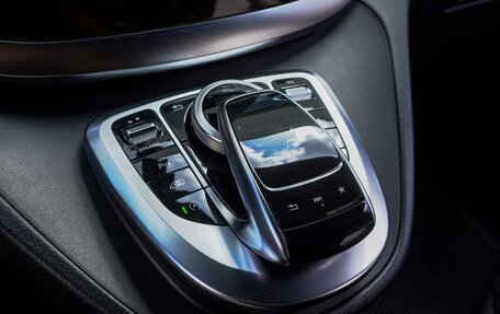 Mercedes-Benz V-Класс, 2019 год, 5 790 000 рублей, 16 фотография