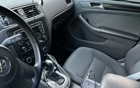 Volkswagen Jetta VI, 2014 год, 1 250 000 рублей, 8 фотография