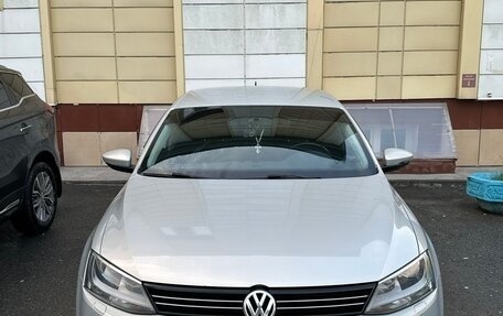 Volkswagen Jetta VI, 2014 год, 1 250 000 рублей, 2 фотография