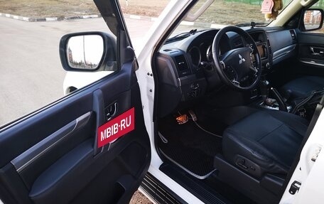 Mitsubishi Pajero IV, 2014 год, 2 800 000 рублей, 6 фотография