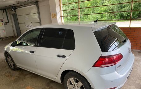 Volkswagen Golf VII, 2018 год, 1 650 000 рублей, 2 фотография