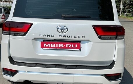 Toyota Land Cruiser, 2021 год, 11 300 000 рублей, 9 фотография