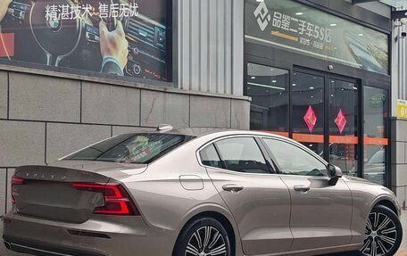 Volvo S60 III, 2022 год, 2 700 236 рублей, 3 фотография